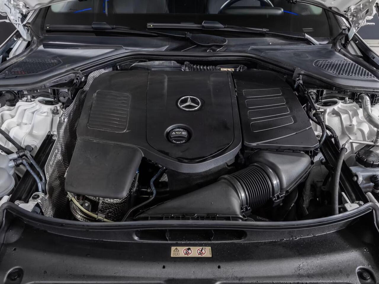 Mercedes-Benz E-estate 300e AVANTGARDE ** DIG.LIGHT, PANORAMA, TREKH, MEM, AGILITY, 360 CAM, WINTER ** 1e EIG - UNFALLFREI - Ex MB ** ** INFORMEER OOK NAAR ONZE AANTREKKELIJKE FINANCIAL-LEASE TARIEVEN **