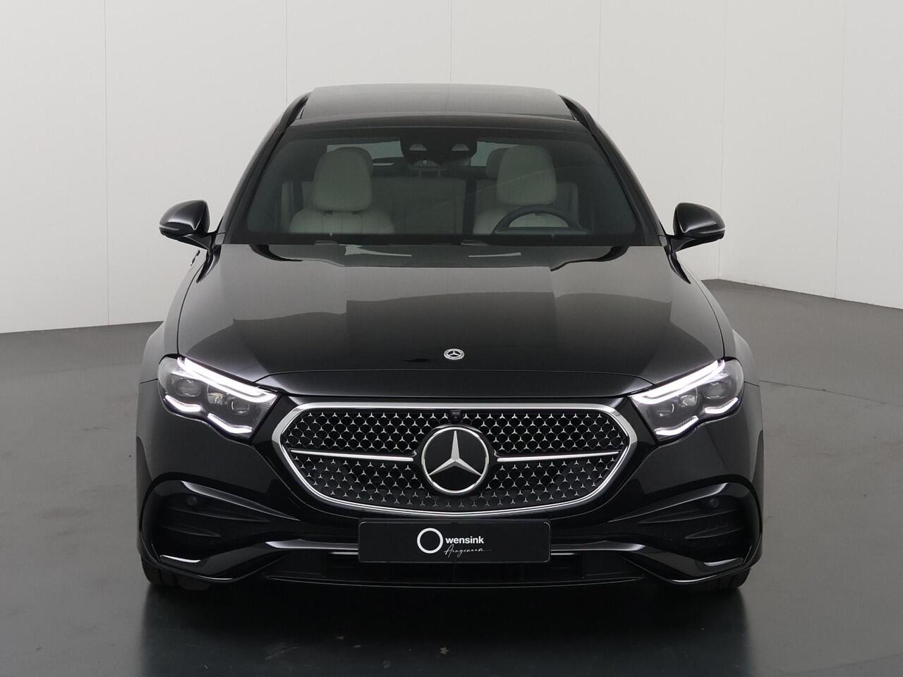 Mercedes-Benz E-estate 300e Sport Edition | Panoramaschuifdak | Premium Plus | Night | Rijassistentiepakket Plus | Stoelventilatie/-verwarming voor