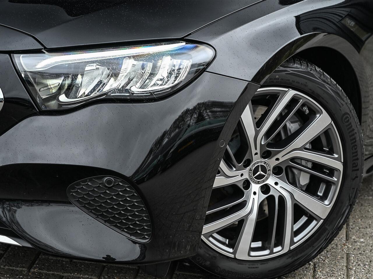 Mercedes-Benz E-estate 300 e Exclusive Panoramadak · Ambiance interieur · Burmester 4D Sound · Stoelverwarming · Camera · Trekhaak · Distronic