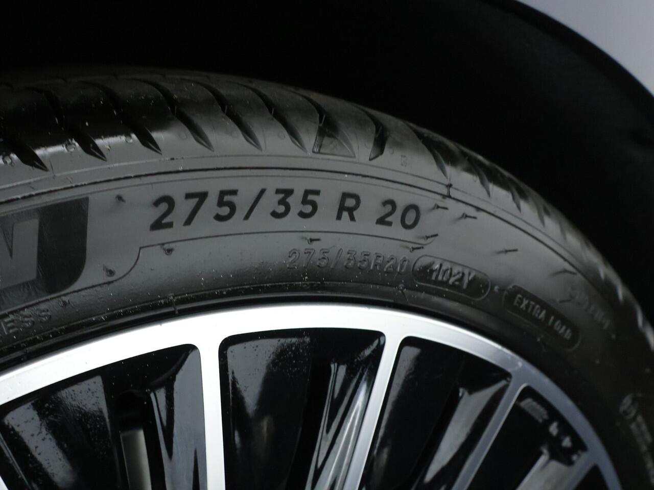 Mercedes-Benz E-estate 300 e Sport Edition | Trekhaak | Rijassistentiepakket Plus | Premium Plus pakket | Akoestisch comfortpakket | 360°-camera | Winter pakket | Head-up display | Stoelventilatie voor | Nappaleder |