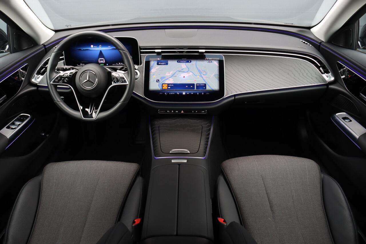 Mercedes-Benz E-estate 300 e Luxury Line Aut9 | Distronic Pro | Keyless Go | Camera | Dodehoekassistent | High Perf. LED | Zitcomfortpakket |