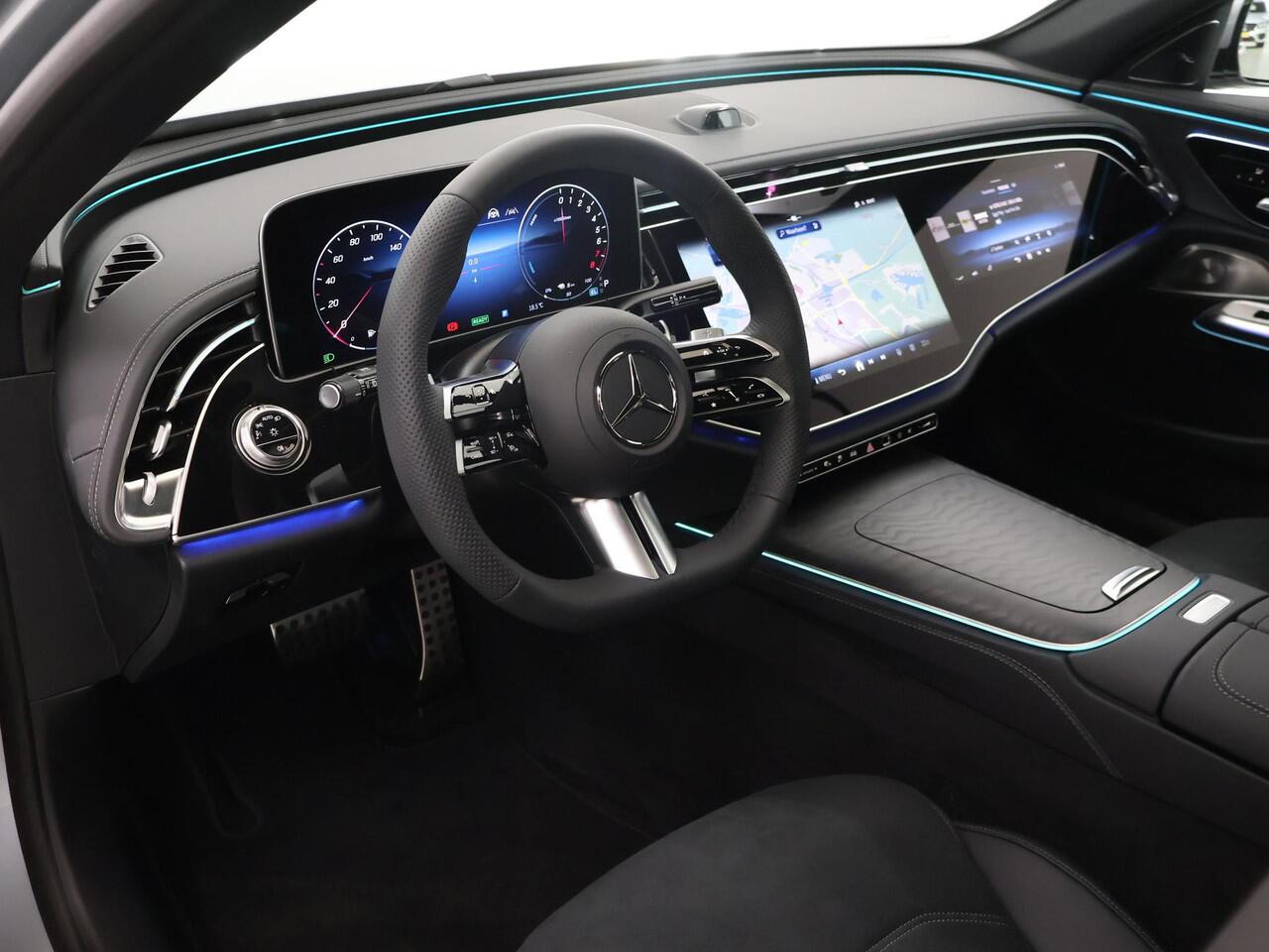 Mercedes-Benz E-estate 300e Sport Edition | Panoramadak | Superscreen | Distronic | Apple Carplay | 360 camera | Trekhaak | AMG Styling | Bumester sound | Digital Light | 20INCH LM Velgen