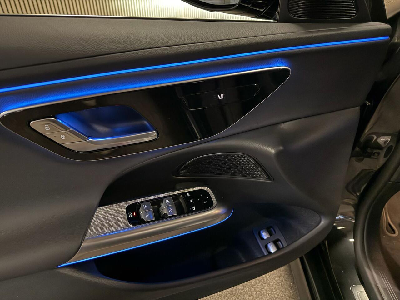 Mercedes-Benz E-estate 300e Avantgarde Advanced-DISTRONIC-TREKHAAK-DODEHOEK-APLLE CARPLAY-COMPLEET