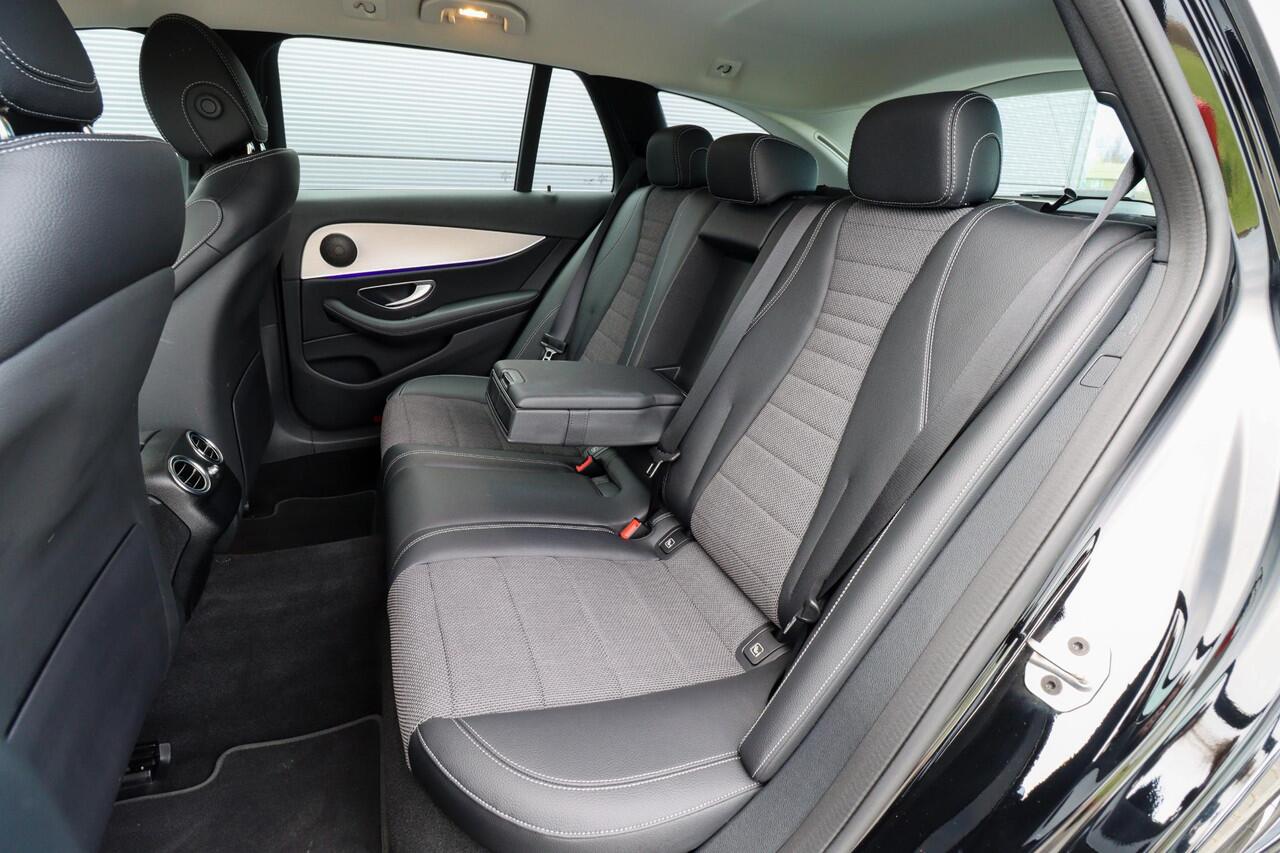 Mercedes-Benz E-estate 300 de Luxury Line | PHEV | Trekhaak | Adaptieve cruise| Rijklaarprijs - incl.garantie