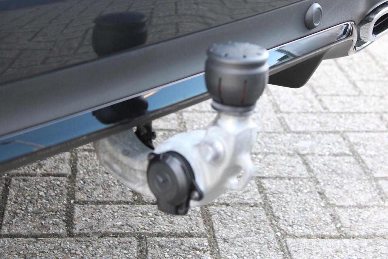 Mercedes-Benz E-estate 300e AMG LINE NIGHT PAKKET MEMORY BURMESTER SFEER TREKHAAK