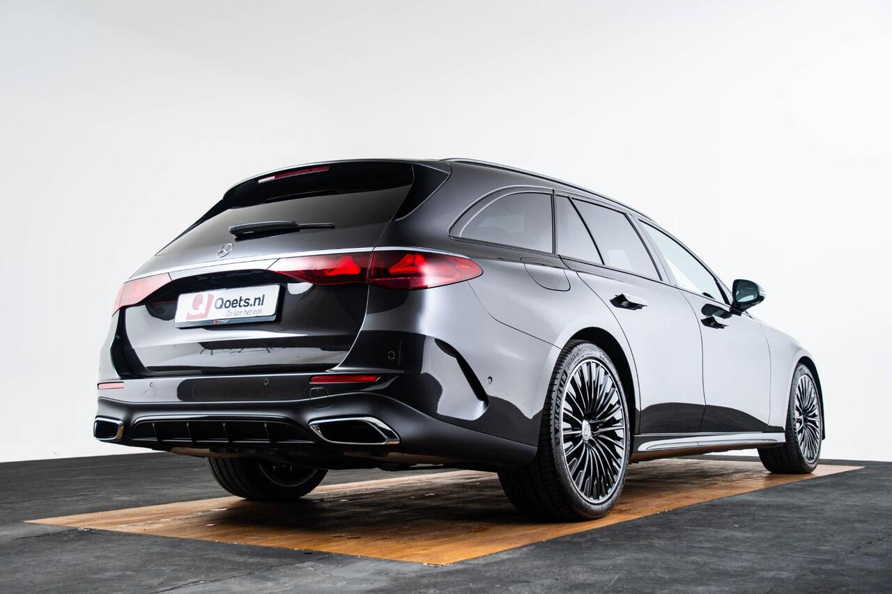 Mercedes-Benz E-estate 300 e AMG Line Trekhaak - Panoramadak - Airmatic - Night Pack - Winter pakket - Cruisecontrol met Afstandsregeling - Comfort stoelen - Verwarmde en geklimatiseerde stoelen - Getinte Ruiten -