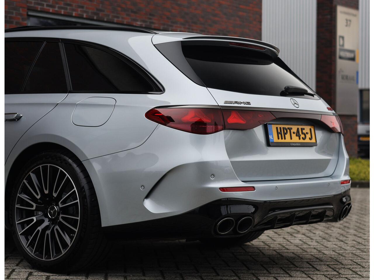 Mercedes-Benz E-estate AMG 53 4MATIC+