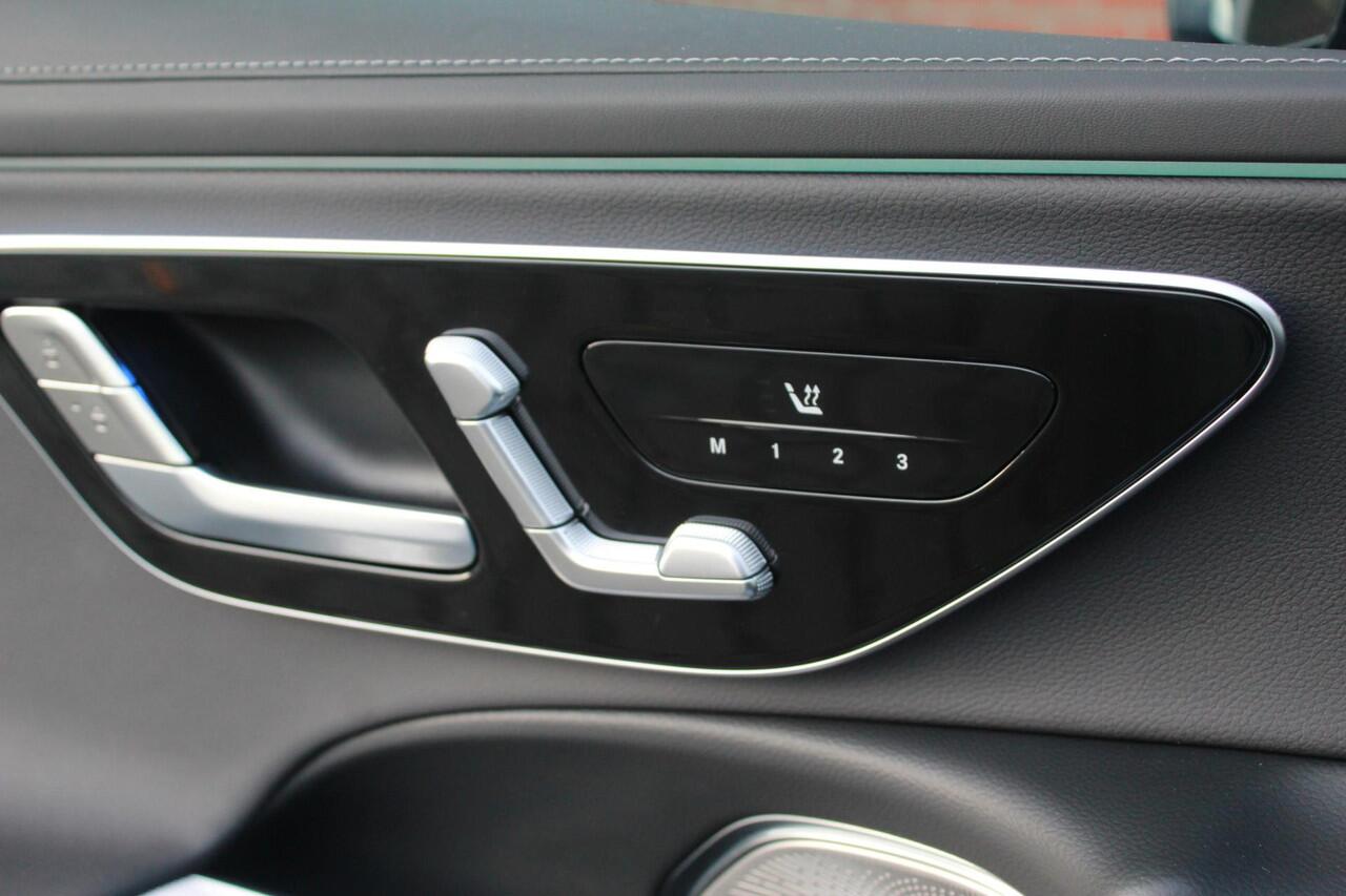 Mercedes-Benz E-estate 300 e AMG Line | Distr | Pano | Burmester | Trekhaak | Memory |