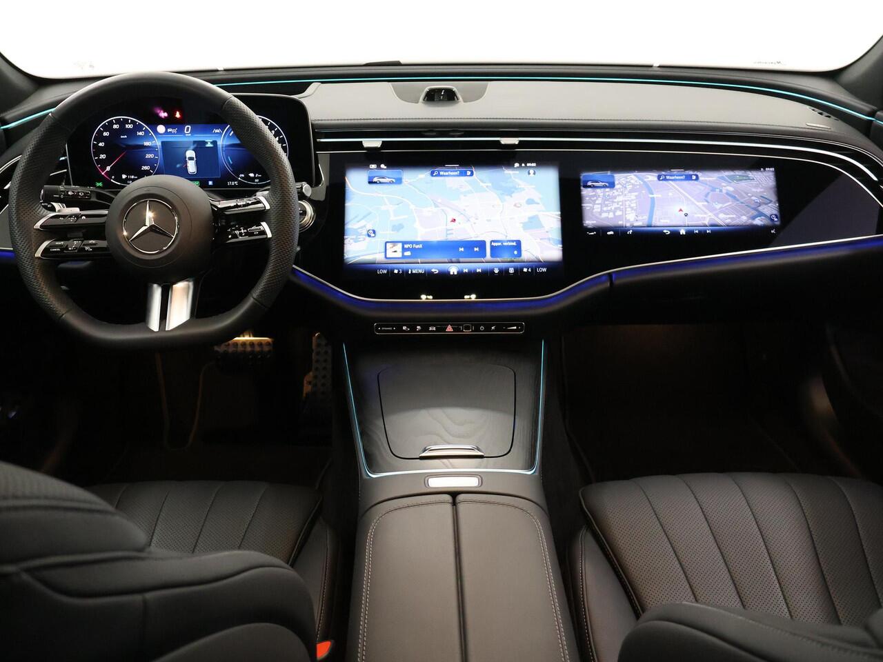 Mercedes-Benz E-estate 300 e AMG Line | Premium Plus | Super screen | Verlichte grille | Head up display | Stoelkoeling | Leder | Trekhaak | Night | Burmester |