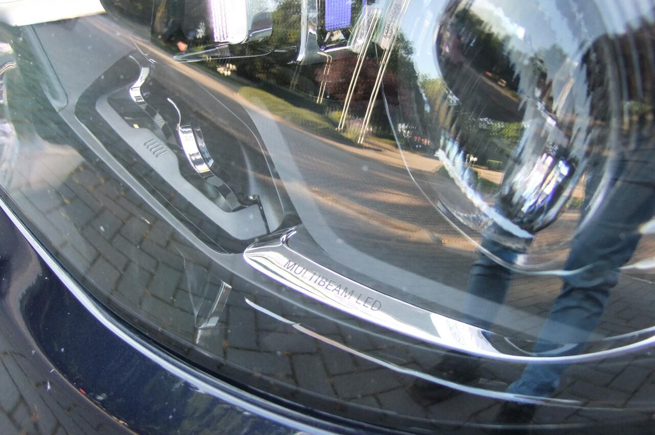 Mercedes-Benz E-estate 200 Business Solution AMG / Facelift / Burmester/ Memory/ Head-up/ Panorama/ Trekhaak af-fabriek/ Night pakket/ DAB / 360 camera/ Air balance