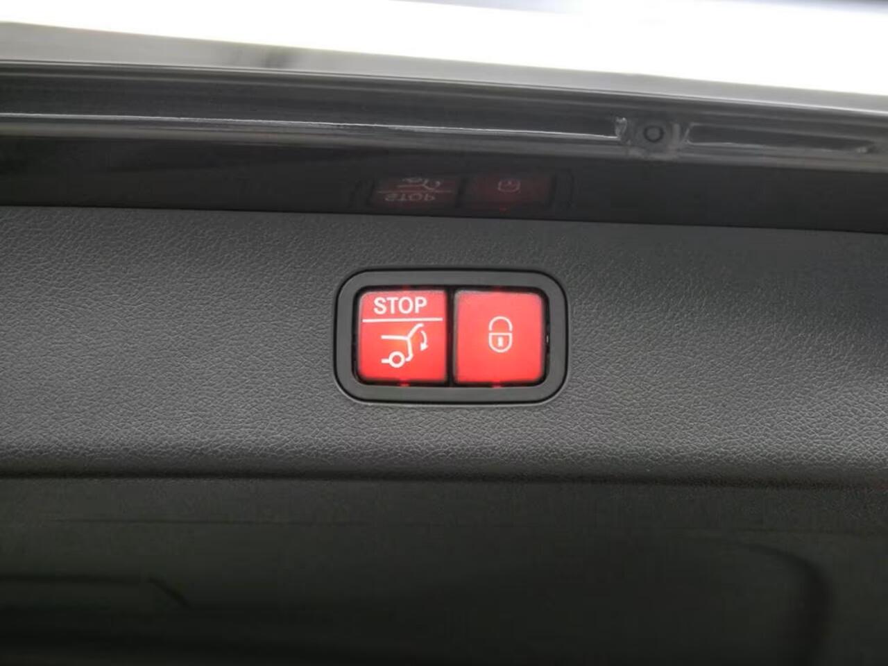 Mercedes-Benz E-estate 300 de Plug-In Hybrid Avantgarde Distronic Head-Up Trekhaak Memory LED 19 Inch