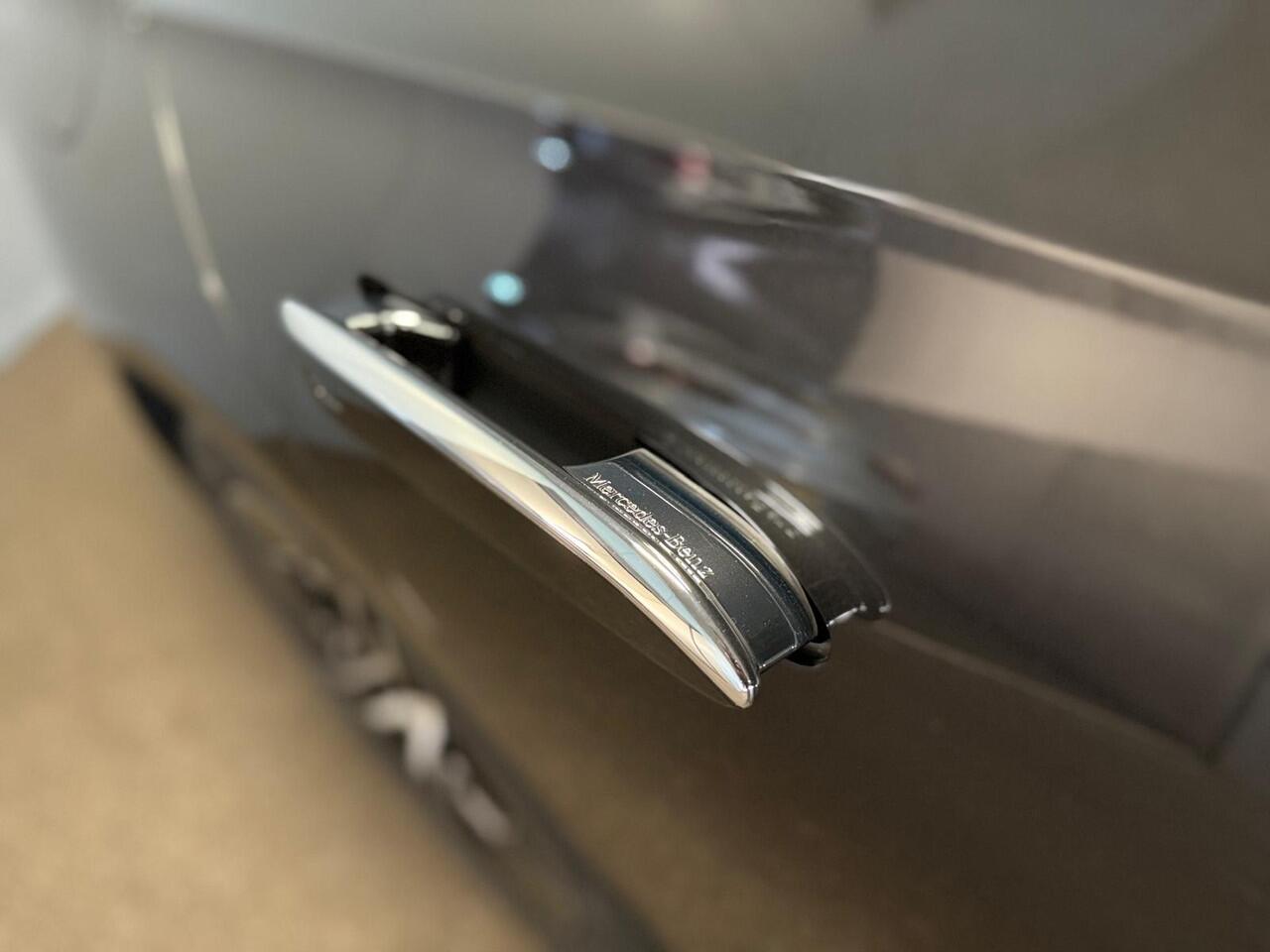 Mercedes-Benz E-estate 200 AMG STYLING-NW MODEL-NIGHT-CAMERA-TREKHAAK-DODEHOEK-COMPLEET