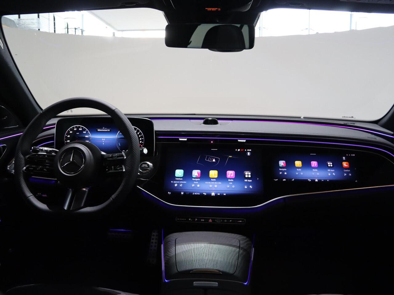 Mercedes-Benz E-estate 300e Sport Edition | Panoramaschuifdak | Premium pakket | Leder pakket | Burmester | Stoelventilatie | Night pakket | Trekhaak |