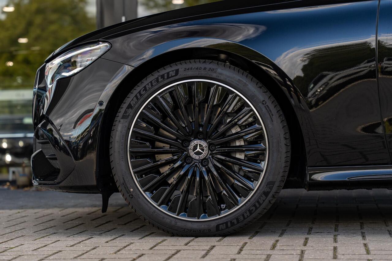 Mercedes-Benz E-estate 300e Sport Edition | Night | Panoramaschuifdak | Premium pakket | Burmester| Trekhaak | 360° camera | Superscreen |