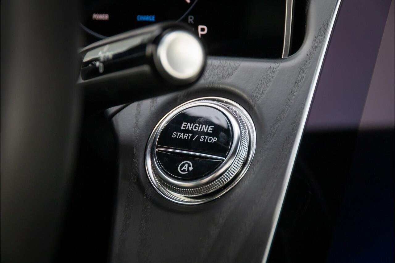 Mercedes-Benz E-estate 220d AMG Line Trekhaak - Pano