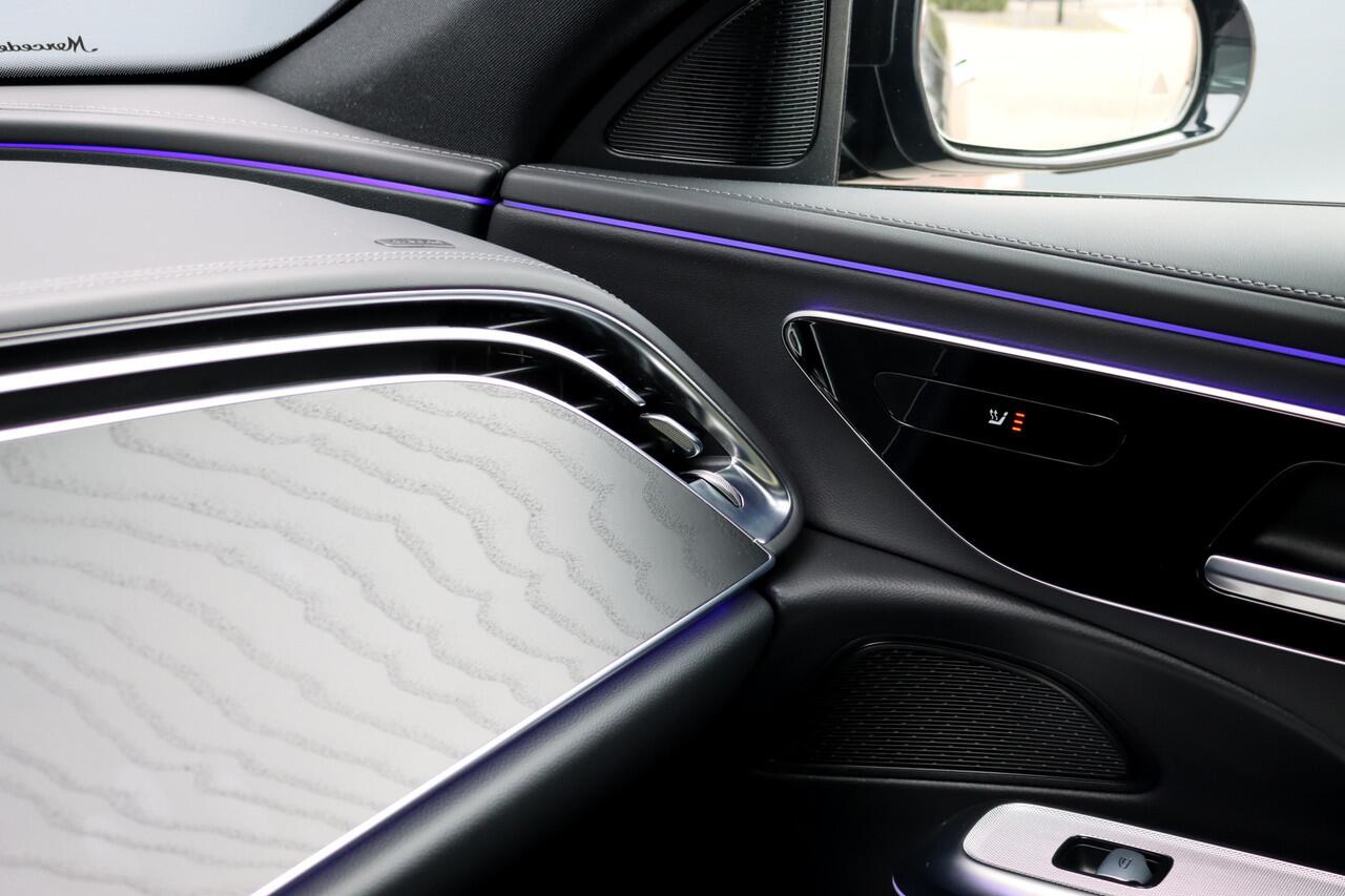 Mercedes-Benz E-estate 200 AMG Line Aut9 | Distronic Pro | Trekhaak | Verwarmd Stuurwiel | Camera | Keyless Go | High Perf. LED | Zitcomfortpakket | Nightpakket |