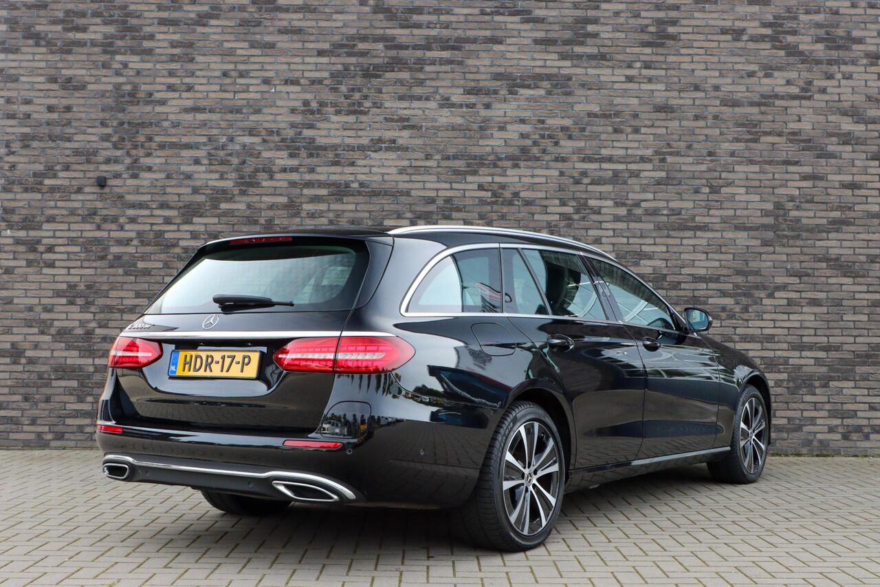 Mercedes-Benz E-estate 300 de Luxury Line | Trekhaak | Adaptieve cruise| Rijklaarprijs - incl.garantie