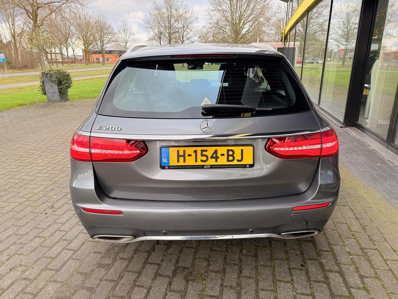 Mercedes-Benz E-estate 200 Business Solution Sport AMG