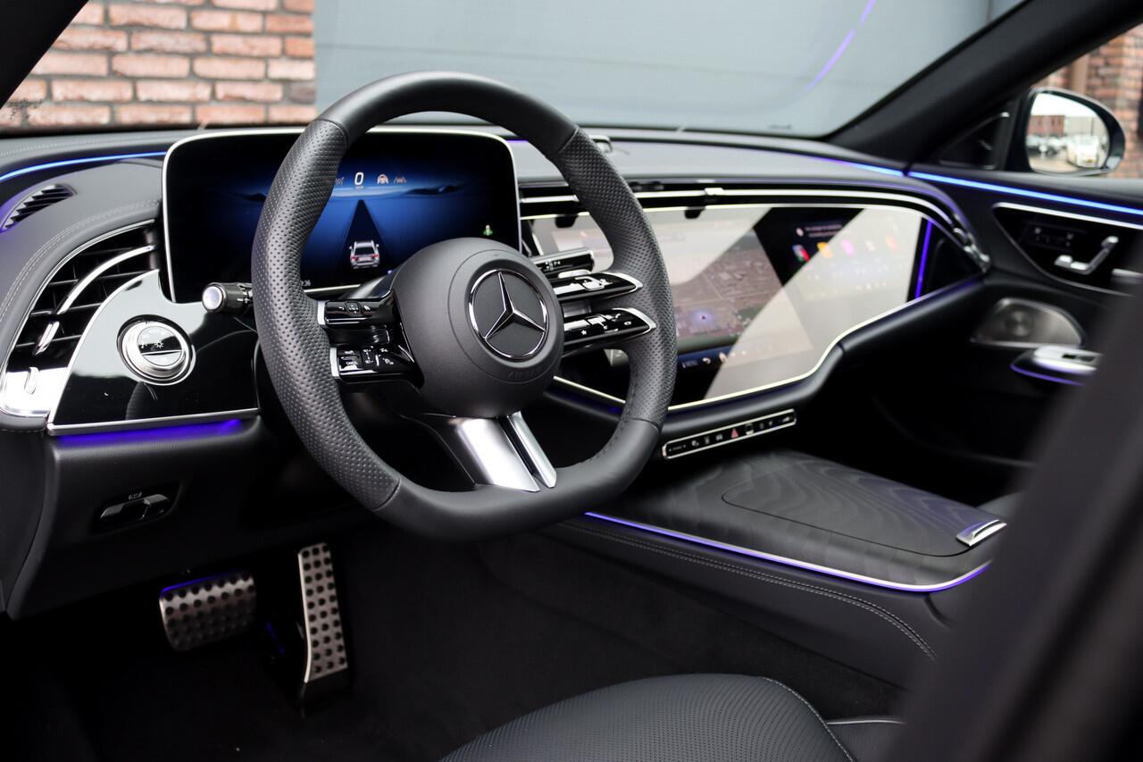 Mercedes-Benz E-estate 220 d 4MATIC AMG Line | Hyperscreen | Distronic+ | Panoramadak | Trekhaak | Burmester | Stoelventilatie | Verwarmd Stuurwiel | HUD | Memory | Digital Light |