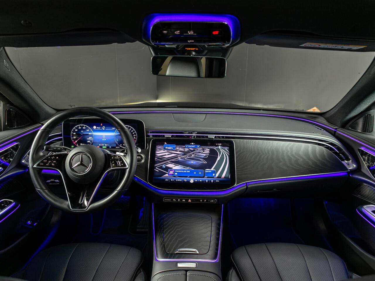 Mercedes-Benz E-estate 300 e Luxury Line Panorama dak