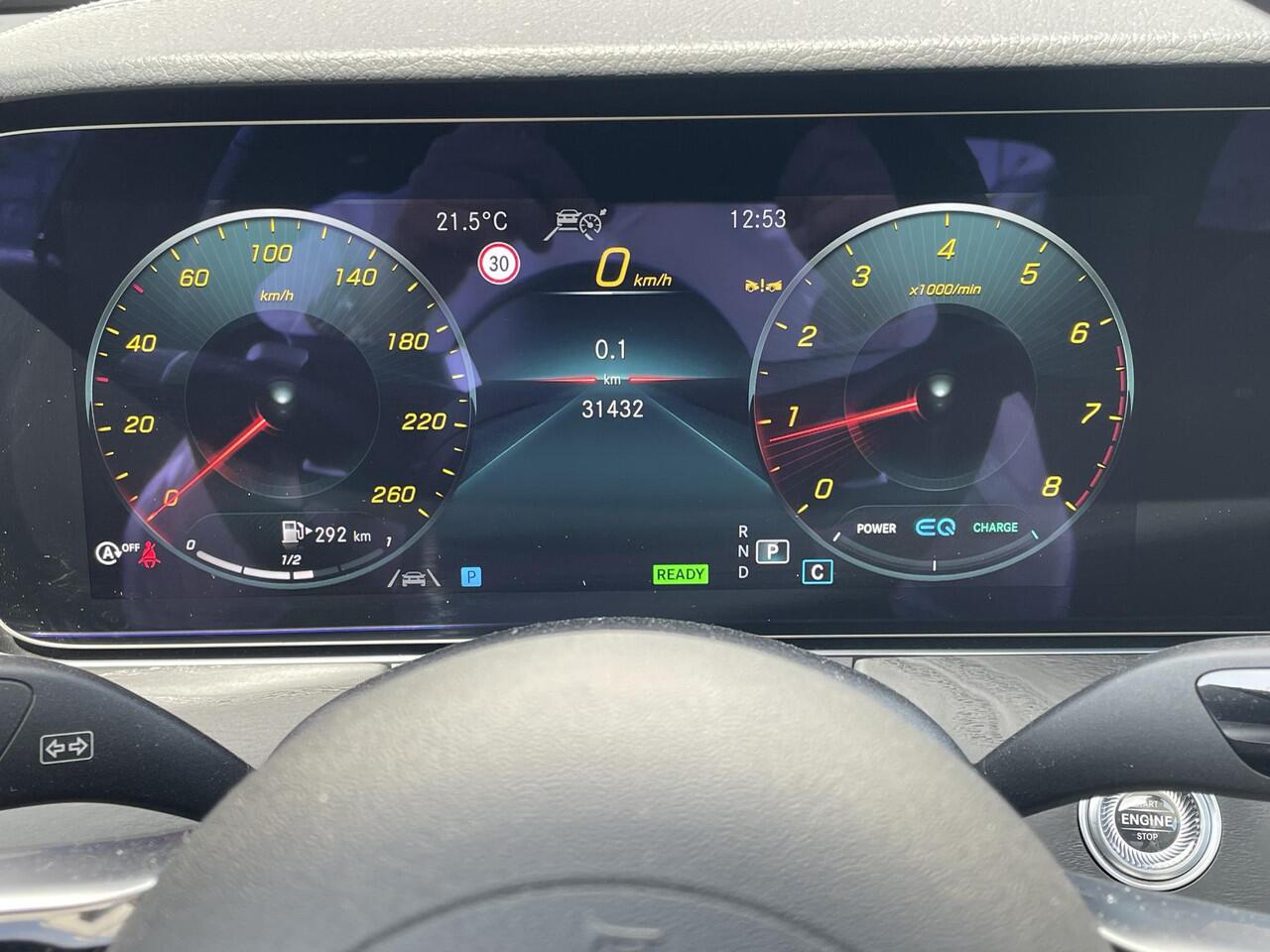 Mercedes-Benz E-estate 200 AMG | Panoramadak | | Trekhaak |