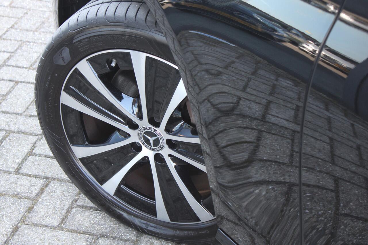 Mercedes-Benz E-estate 300e Avantgarde DISTRONIC WIDESCREEN DAB TREKHAAK