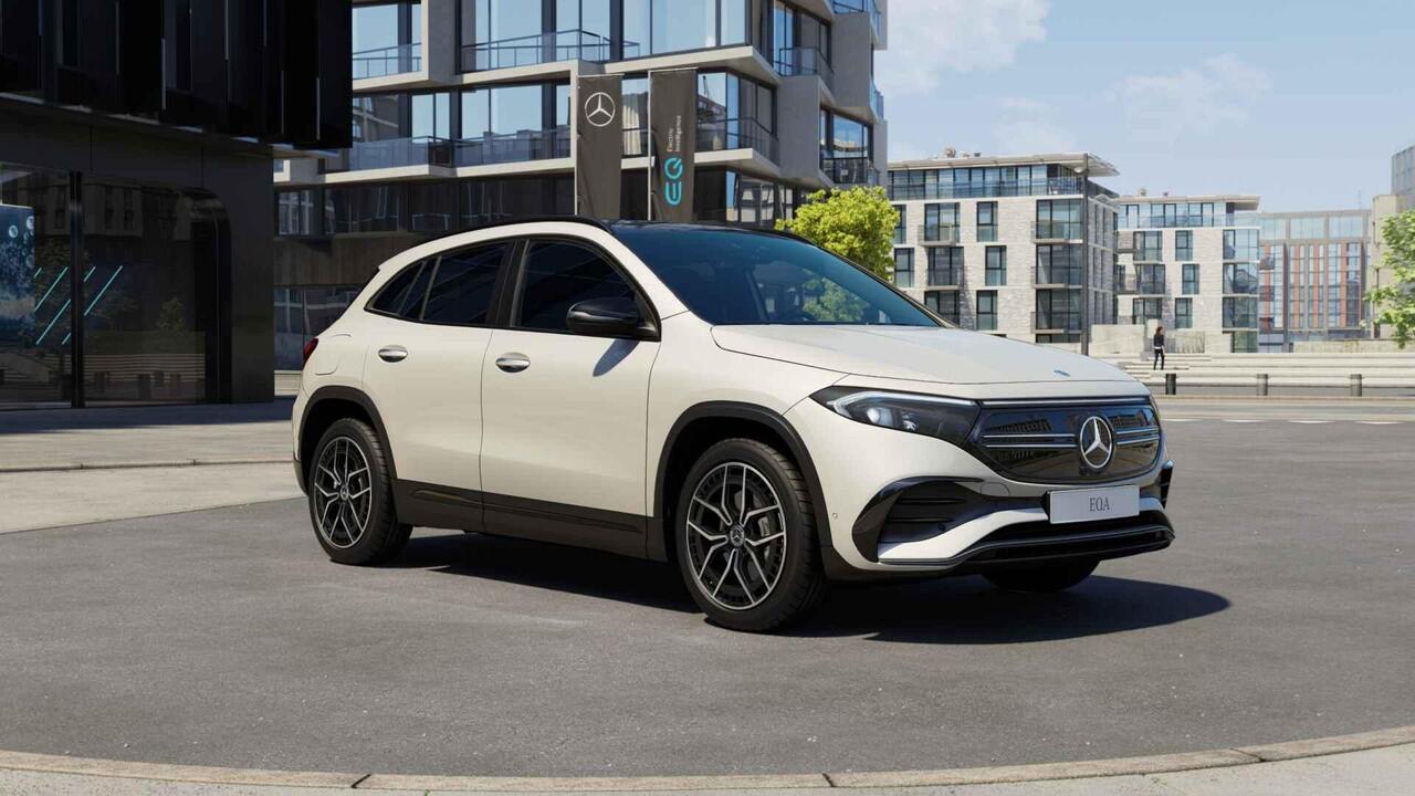 Mercedes-Benz EQA 250+ AMG Night 71 kWh | Panoramadak | Premium pakket | Advanced audio | Keyless-Go | Draadloos telefoon laden |