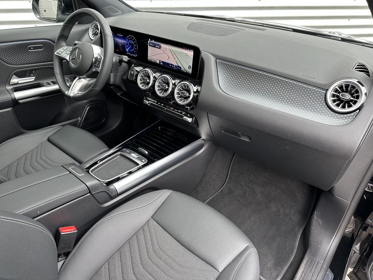 Mercedes-Benz EQA 250+ Business Line Limited Panorama dak | Trekhaak