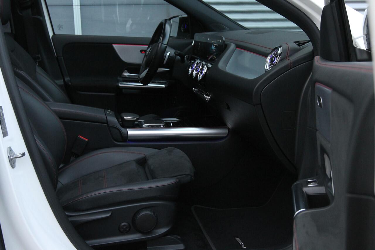 Mercedes-Benz EQA 250+ AMG Line 71 kWh I Pano.dak I Camera I Carplay