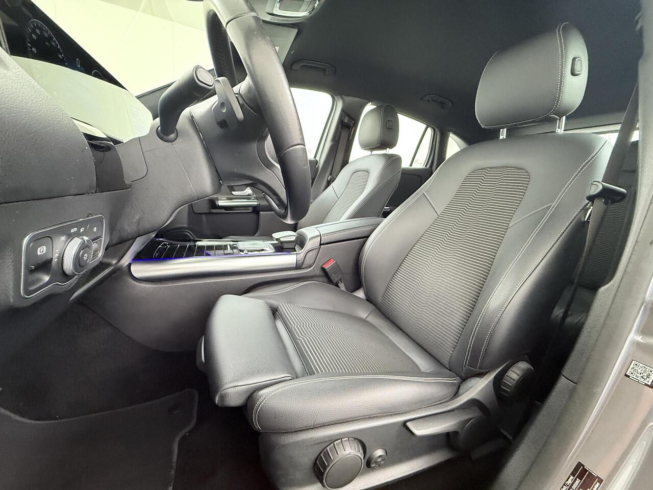 Mercedes-Benz EQA 250 Business Solution Luxury 67 kWh SOH 91% | Navigatie | Camera | Stoelverwarming