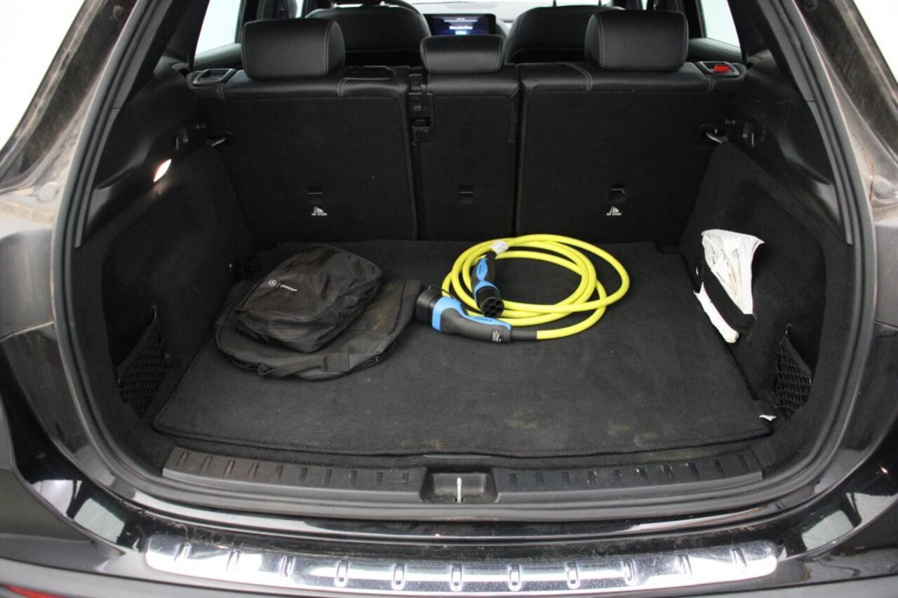 Mercedes-Benz EQA 250 Business Solution Luxury 67 kWh - Navi, Camera, Half Leer, Stoelverw. SOH 98%