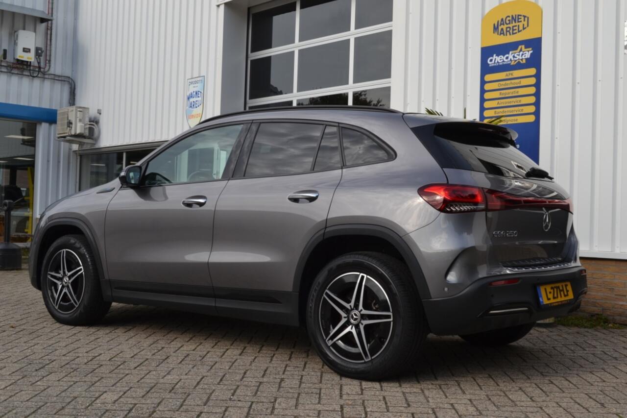 Mercedes-Benz EQA 250 Bns Sol. AMG