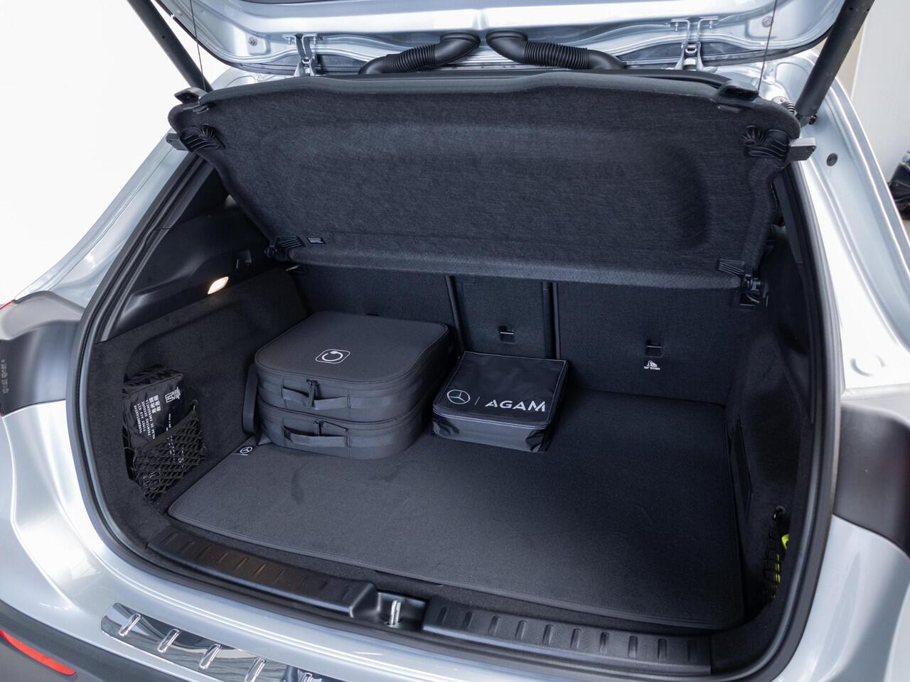 Mercedes-Benz EQA 250+ Business Solution AMG Panorama dak