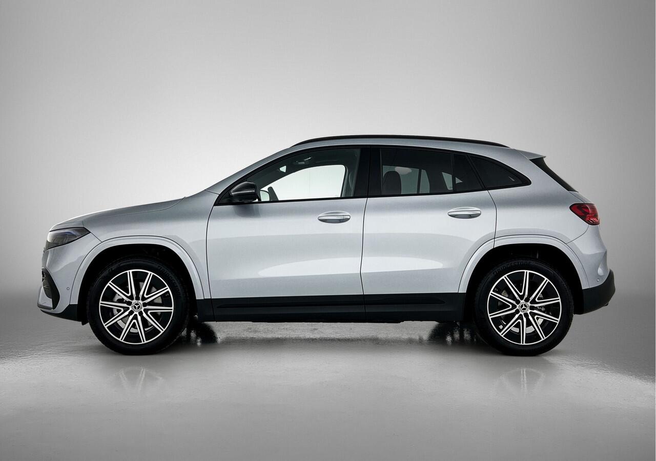 Mercedes-Benz EQA 250+ Business Solution AMG 71 kWh | Trekhaak | Nightpakket | Premium pakket | Parkeerpakket met 360°-camera | EASY PACK achterklep | KEYLESS-GO comfort pakket | Head-up display | Dodehoekassistent | Sfeerverlichting |