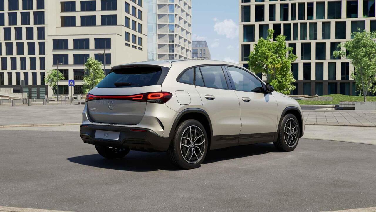 Mercedes-Benz EQA 250+ AMG Line 71 kWh | Night pakket | Stoelverwarming | Widescreen | Sfeerverlichting |