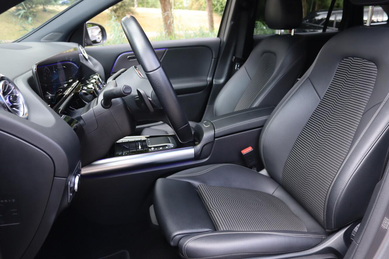 Mercedes-Benz EQA 250 Business Solution Luxury 67 kWh Camera/Sfeer/Dodehoek/Elek. klep/Trekhaak wegkl.