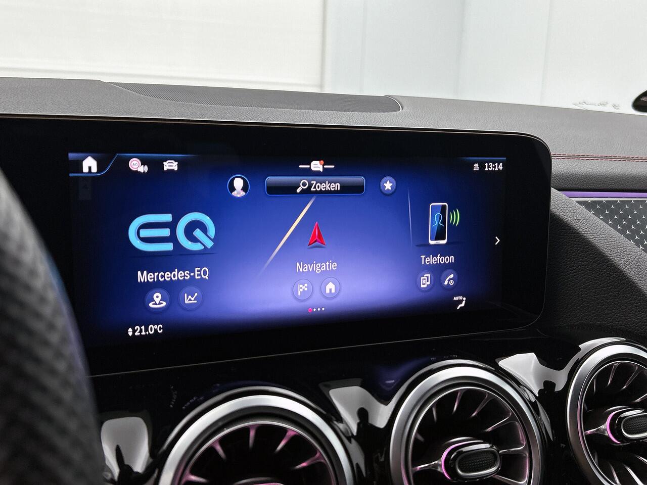 Mercedes-Benz EQA 350 4MATIC AMG Line 71 kWh Facelift, Distronic, Camera,