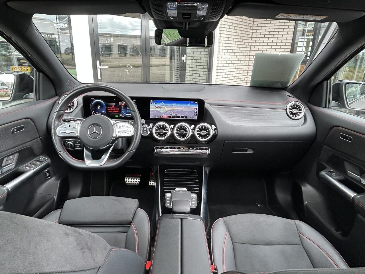 Mercedes-Benz EQA 250 AMG Line | Panoramadak