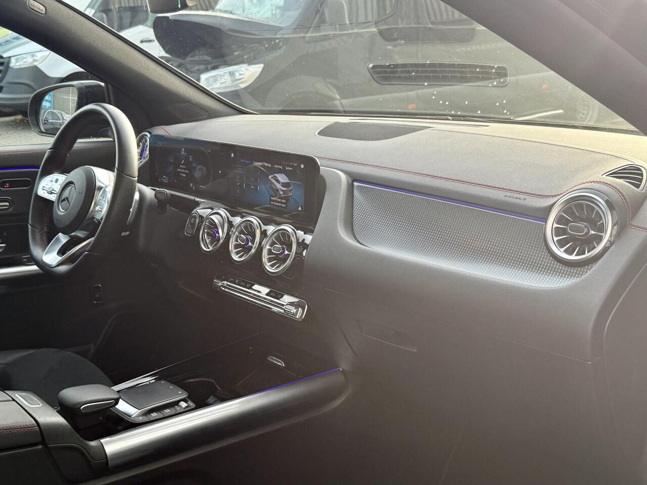 Mercedes-Benz EQA 250+ Business Edition | AMG | Nightpakket | Business Plus | Panoramadak | 360° Camera | Sfeerverlichting | Rijassistentiepakket | Memorystoelen Verwarmd | Trekhaak | Apple & Android Carplay