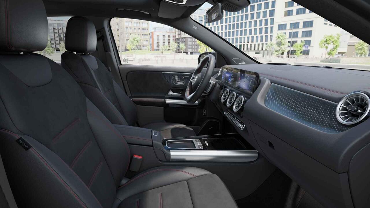 Mercedes-Benz EQA 250+ Business Solution AMG 71 kWh | Panoramaschuifdak | Dodehoekassistent | Head-up | Burmester | Winterpakket |