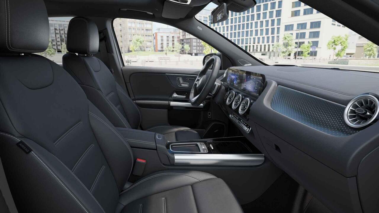 Mercedes-Benz EQA 250+ Business Solution AMG 71 kWh | Panoramaschuifdak | Leder | Head-up | Burmester | Winterpakket | Trekhaak |