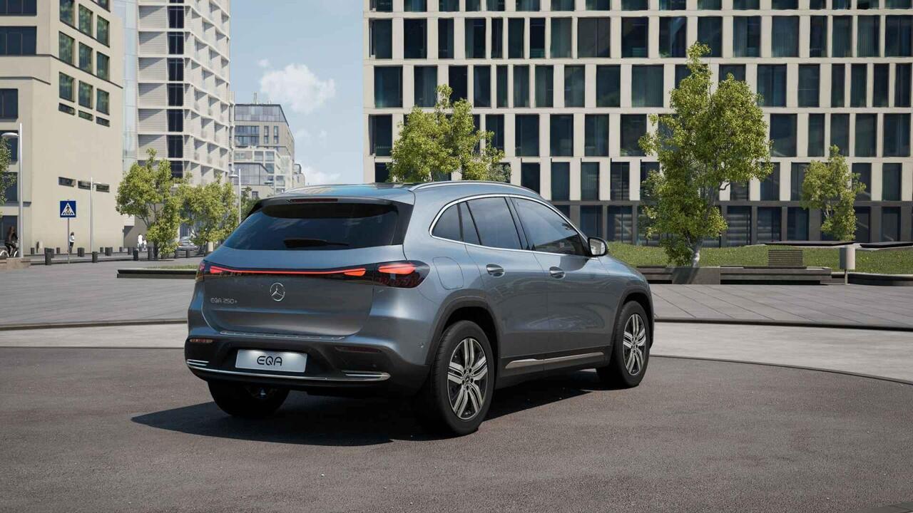 Mercedes-Benz EQA 250+ Business Line