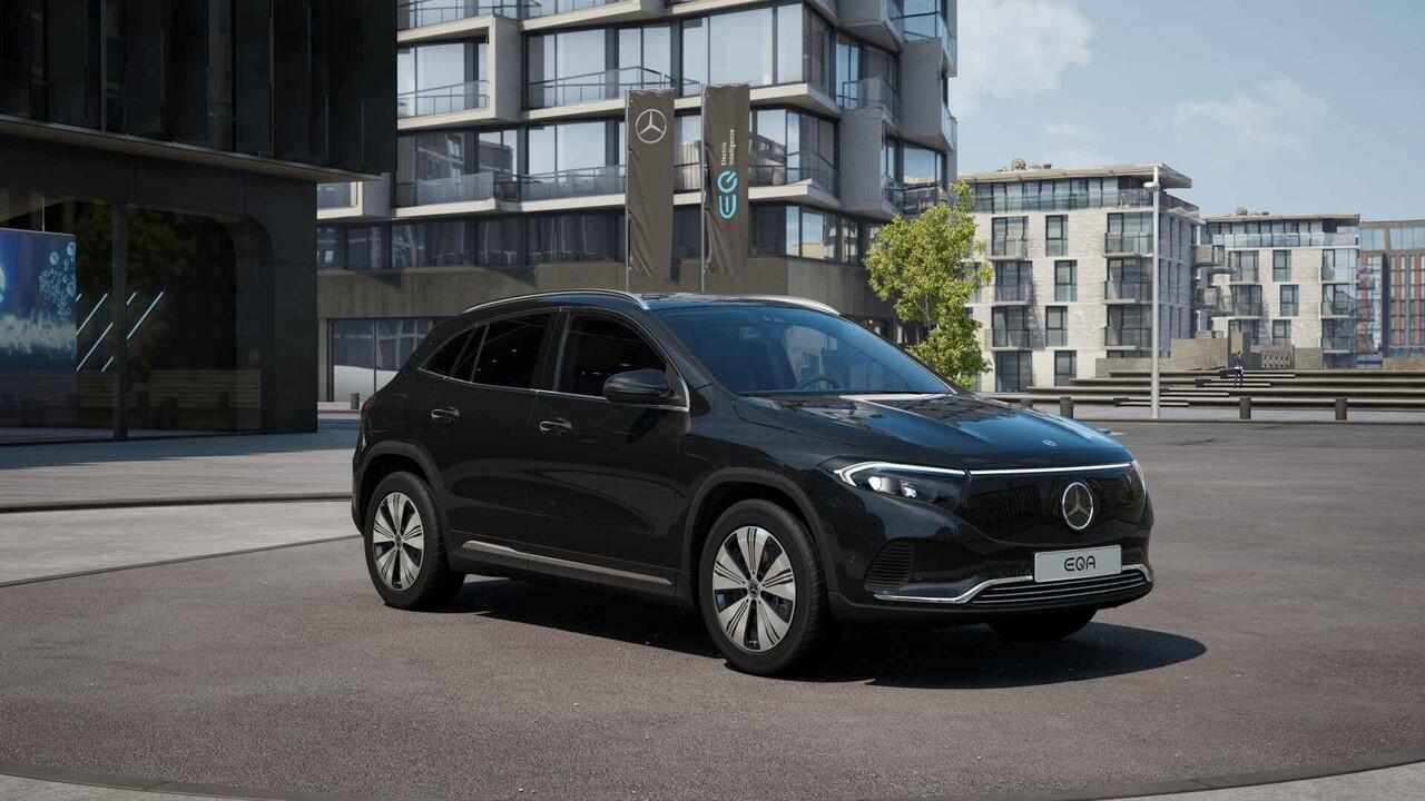 Mercedes-Benz EQA 250+ Business Solution 71 kWh | Panoramaschuifdak | Dodehoekassistent | Essential pakket | Premium Sound system | Achteruitrijcamera | Stoelverwarming voor |
