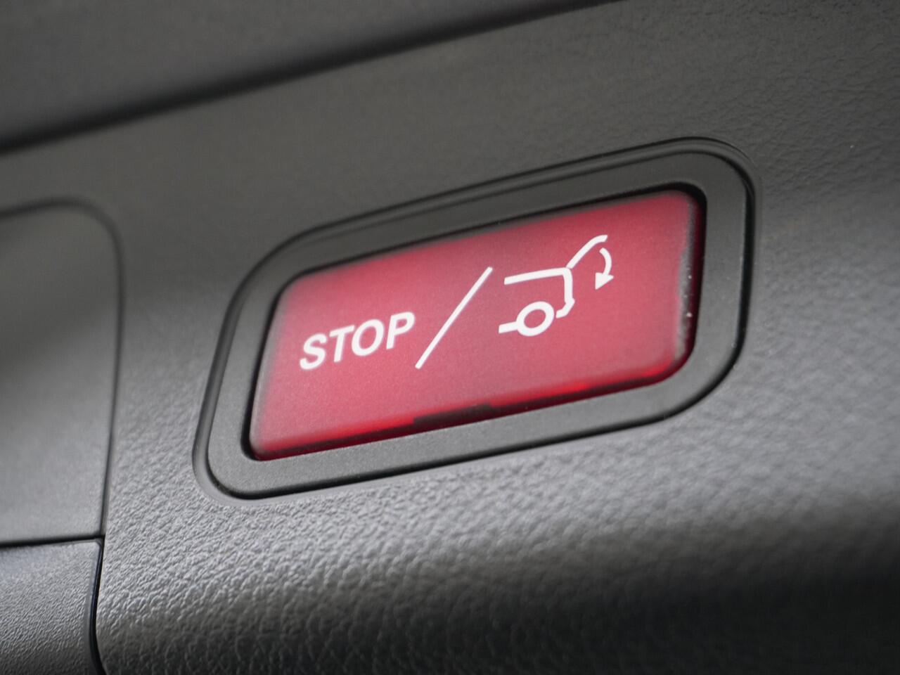 Mercedes-Benz EQA 300 4MATIC AMG Line | Camera Sfeerverlichting