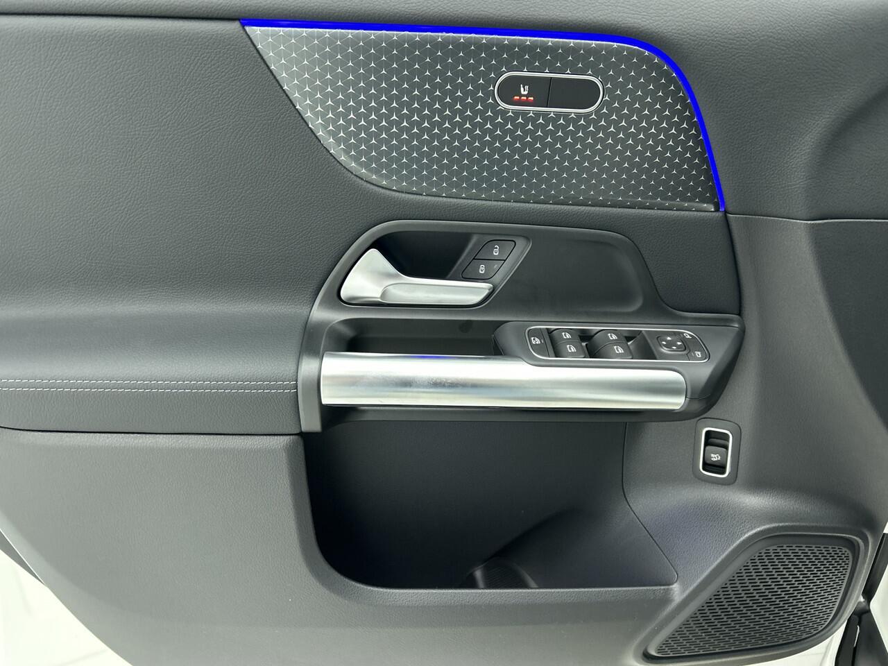 Mercedes-Benz EQA 250+ Business Solution 71 kWh | Stoelverwarming voor | Sfeerverlichting | EASY PACK achterklep | Parkeerpakket met achteruitrijcamera | Widescreen display |