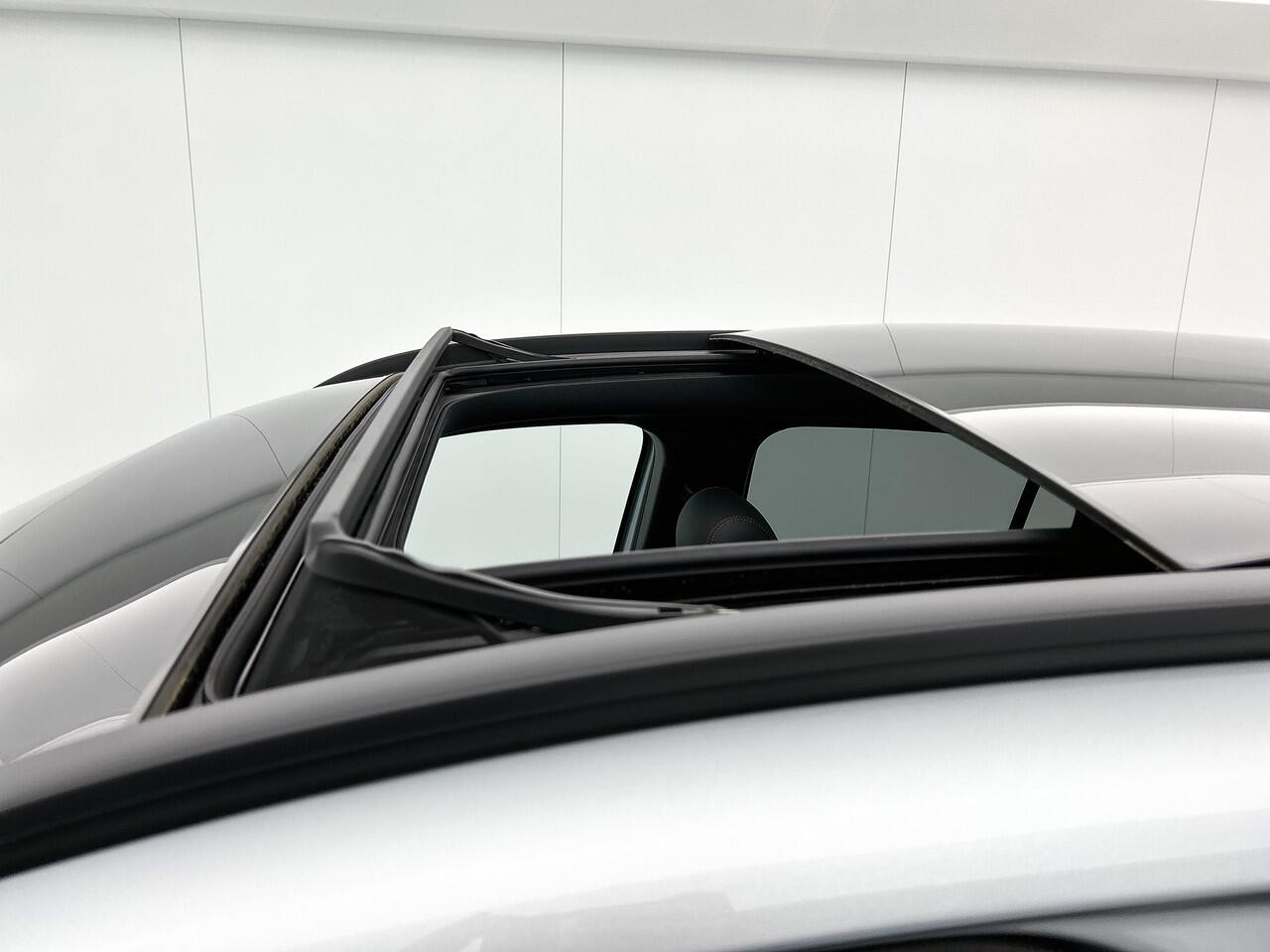 Mercedes-Benz EQA 250+ Business Solution AMG 71 kWh | Trekhaak | Nightpakket | Premium pakket | Parkeerpakket met 360°-camera | EASY PACK achterklep | KEYLESS-GO comfort pakket | Head-up display | Dodehoekassistent | Sfeerverlichting |