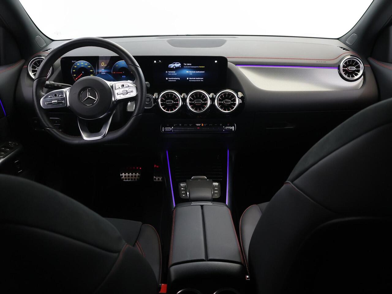 Mercedes-Benz EQA 250 Sport Edition 67 kWh | AMG | 19" lichtmetalen velgen | Stoelverwarming | Sfeerverlichting | Keyless |