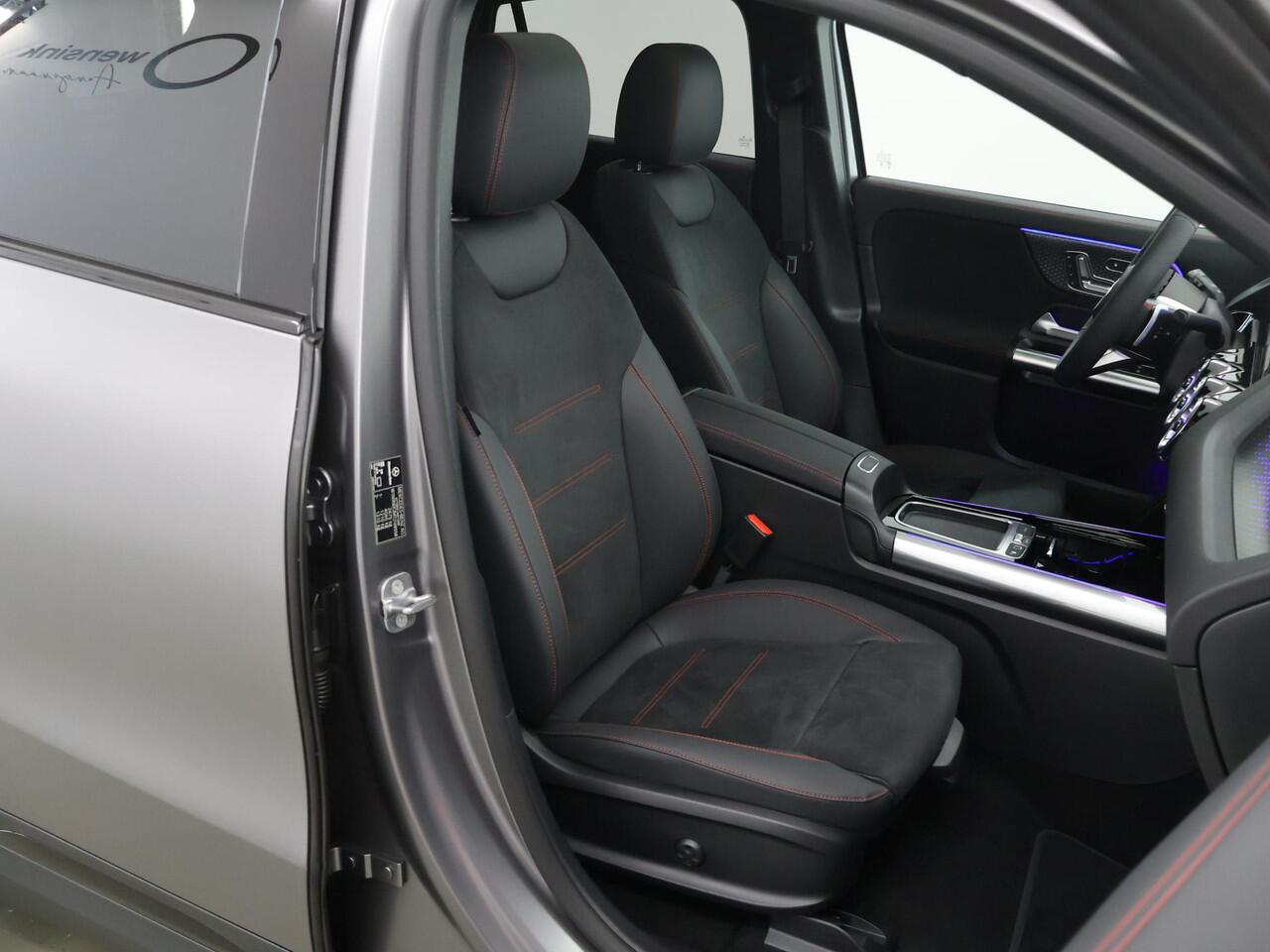 Mercedes-Benz EQA 250+ Business Solution AMG 71 kWh | Winter-pakket | Panoramadak | Burmester | Head-up display | Achteruitrijcamera | Apple carplay & Android auto