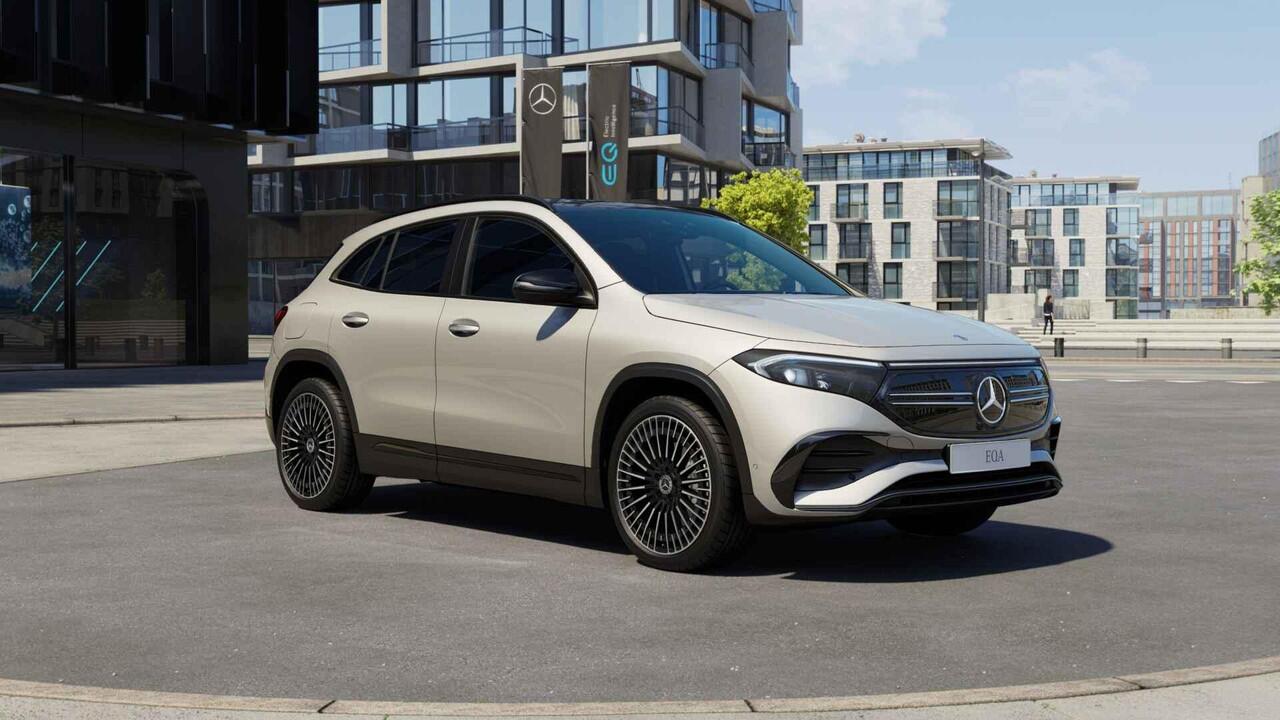 Mercedes-Benz EQA 250+ AMG Line 71 kWh | Panoramadak | Premium pakket | Advanced audio | Draadloos telefoonladen |