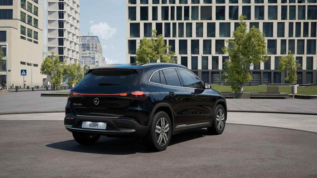 Mercedes-Benz EQA 250+ Business Solution Luxury 71 kWh